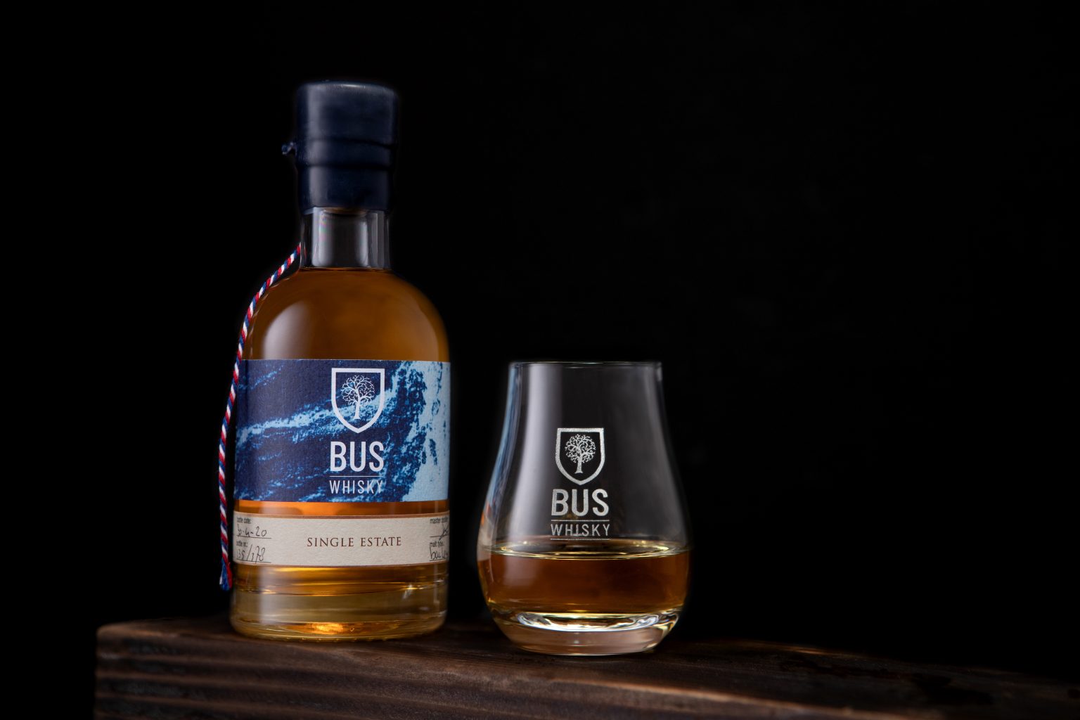 BUS Whisky fles met glas